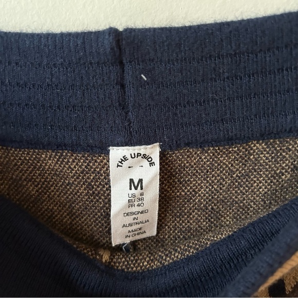 The Upside Interstella Pierre Jacquard Short - Picture 7 of 10